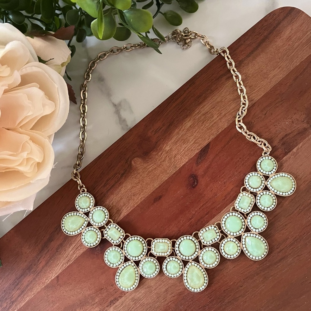 Francesca's Collections Mint Green Statement Bib Necklace